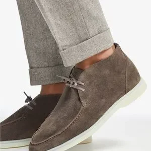 Suitsupply Calf Suede Chukka Open Walk Boots Suitsupply | Shoes | Suitsupply Casual Suede Chukka Boot  main image 2